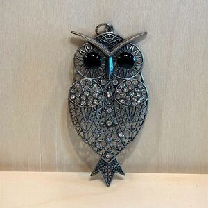 Owl Pendant silver toned enameled eyes and rhinestones.